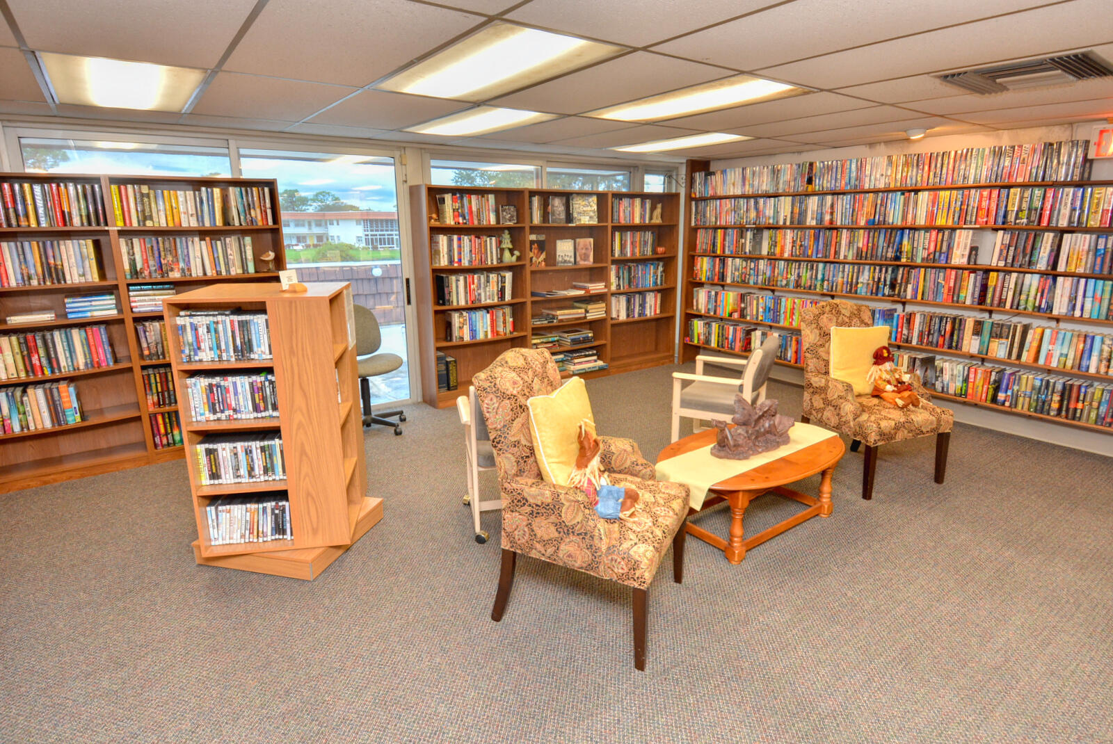 VISTA DEL LAGO CONDO - Residential Lease