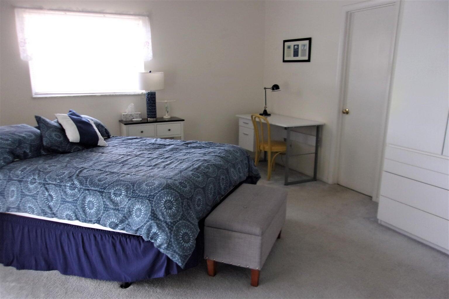 VISTA DEL LAGO CONDO - Residential Lease