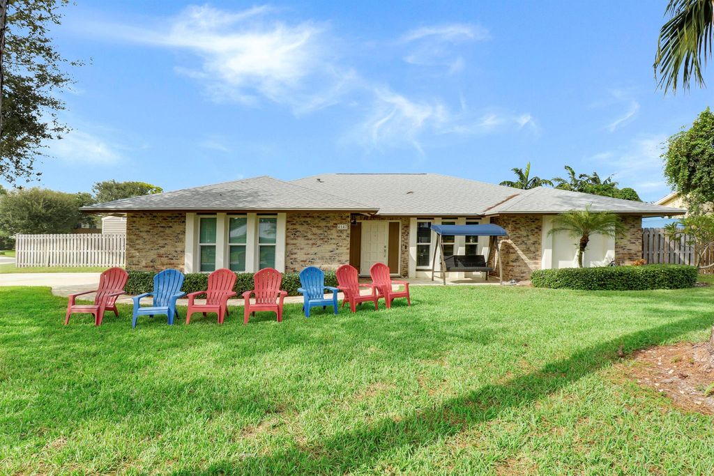 Photo of 4147 Beech Avenue, Palm Beach Gardens, FL 33410 (MLS # R10925278)