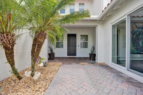 Tiny photo for 11864 NW 79th Court, Parkland, FL 33076 (MLS # B26032461)
