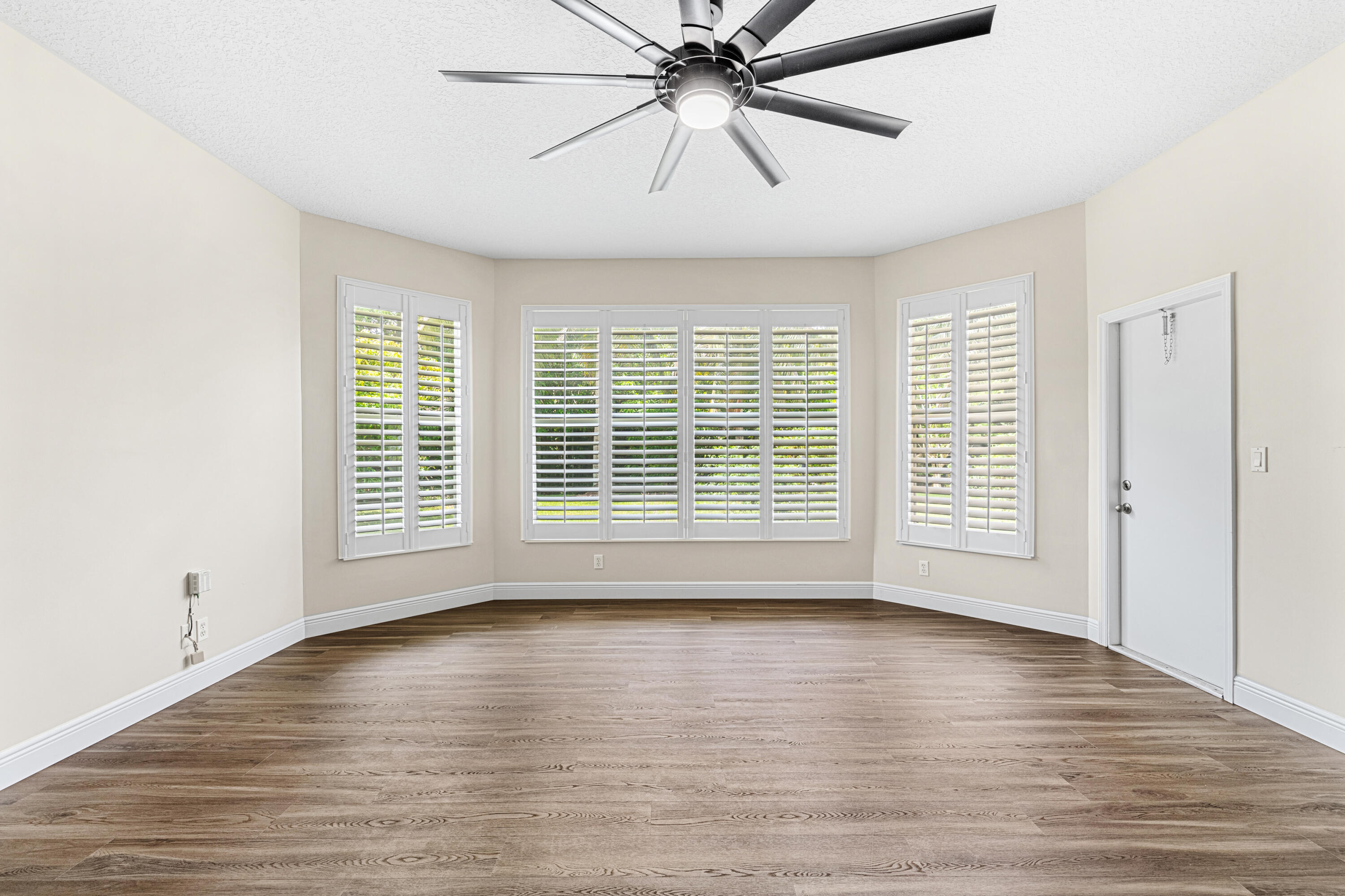 ORANGE POINT TR B - Residential Lease