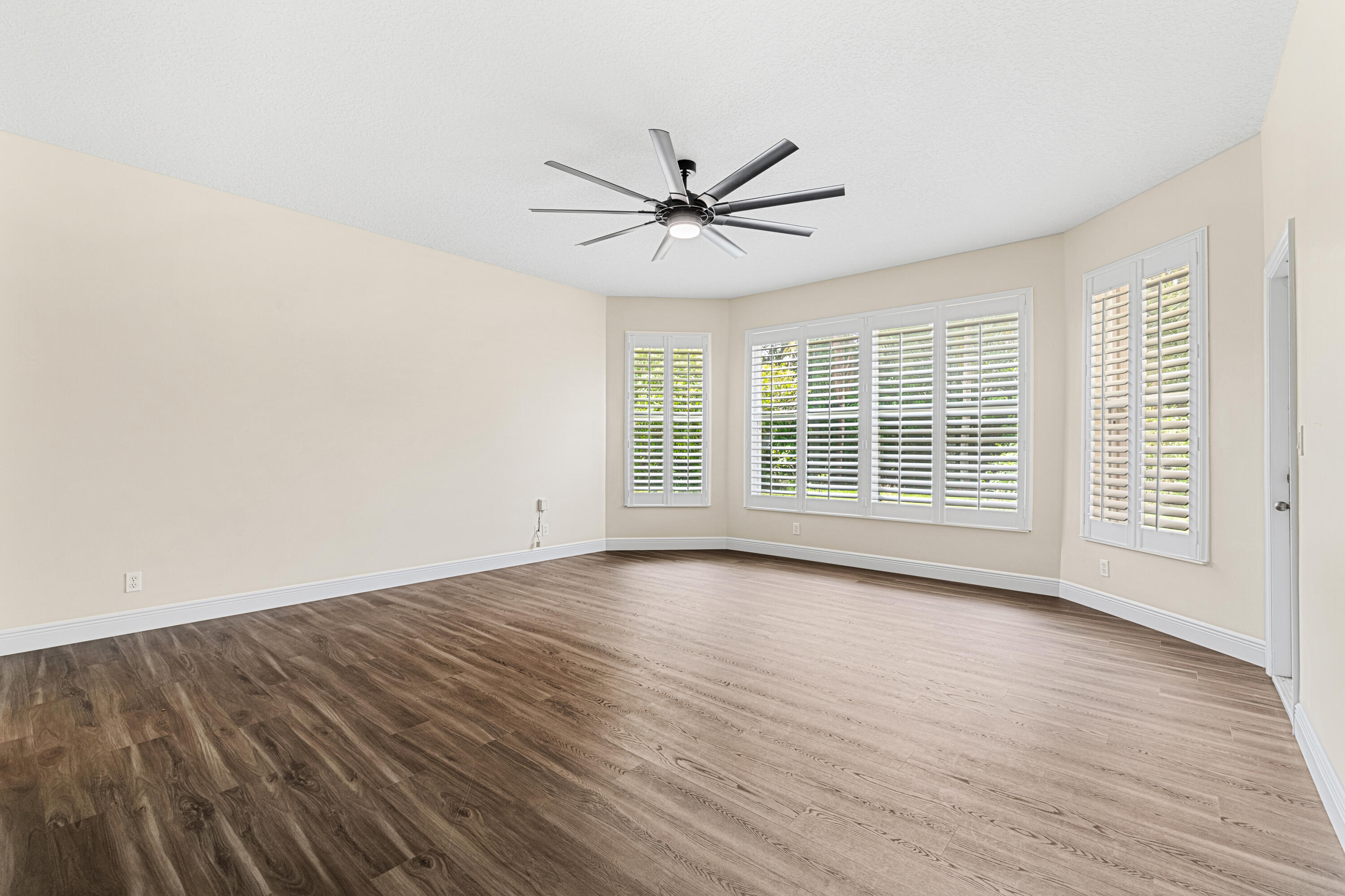 ORANGE POINT TR B - Residential Lease