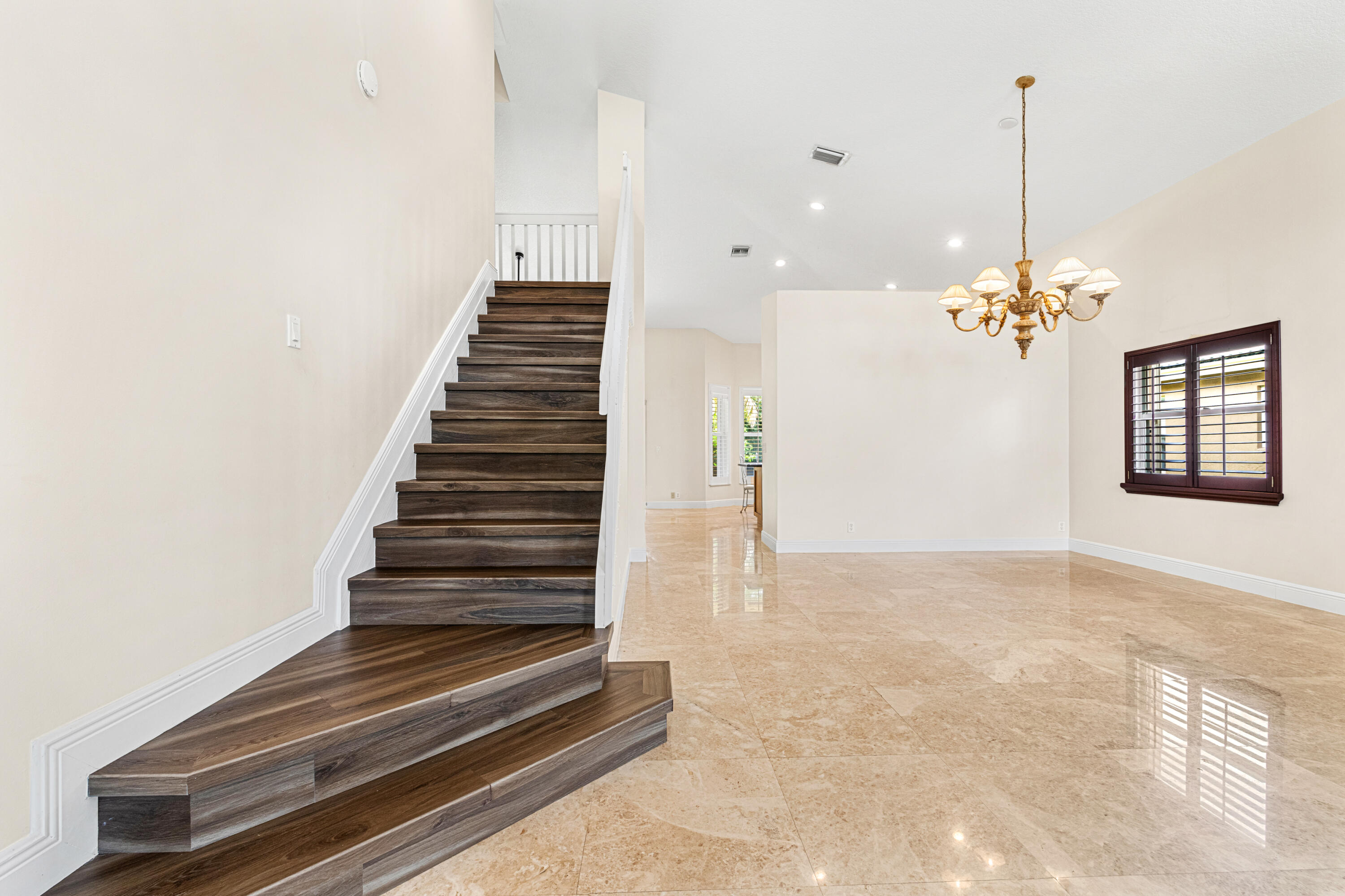 ORANGE POINT TR B - Residential Lease