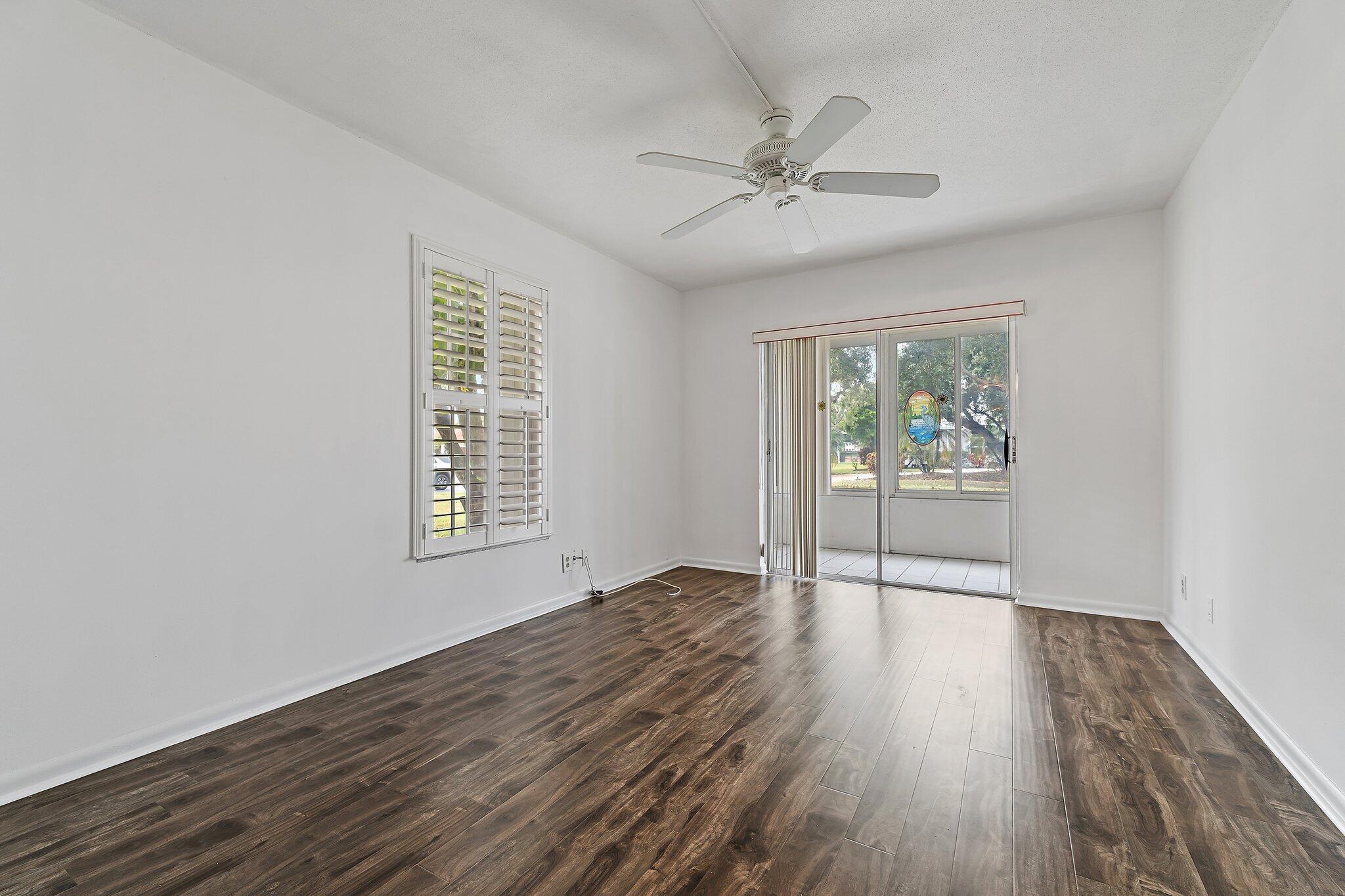 TAMBERLANE 4 CONDO - Residential