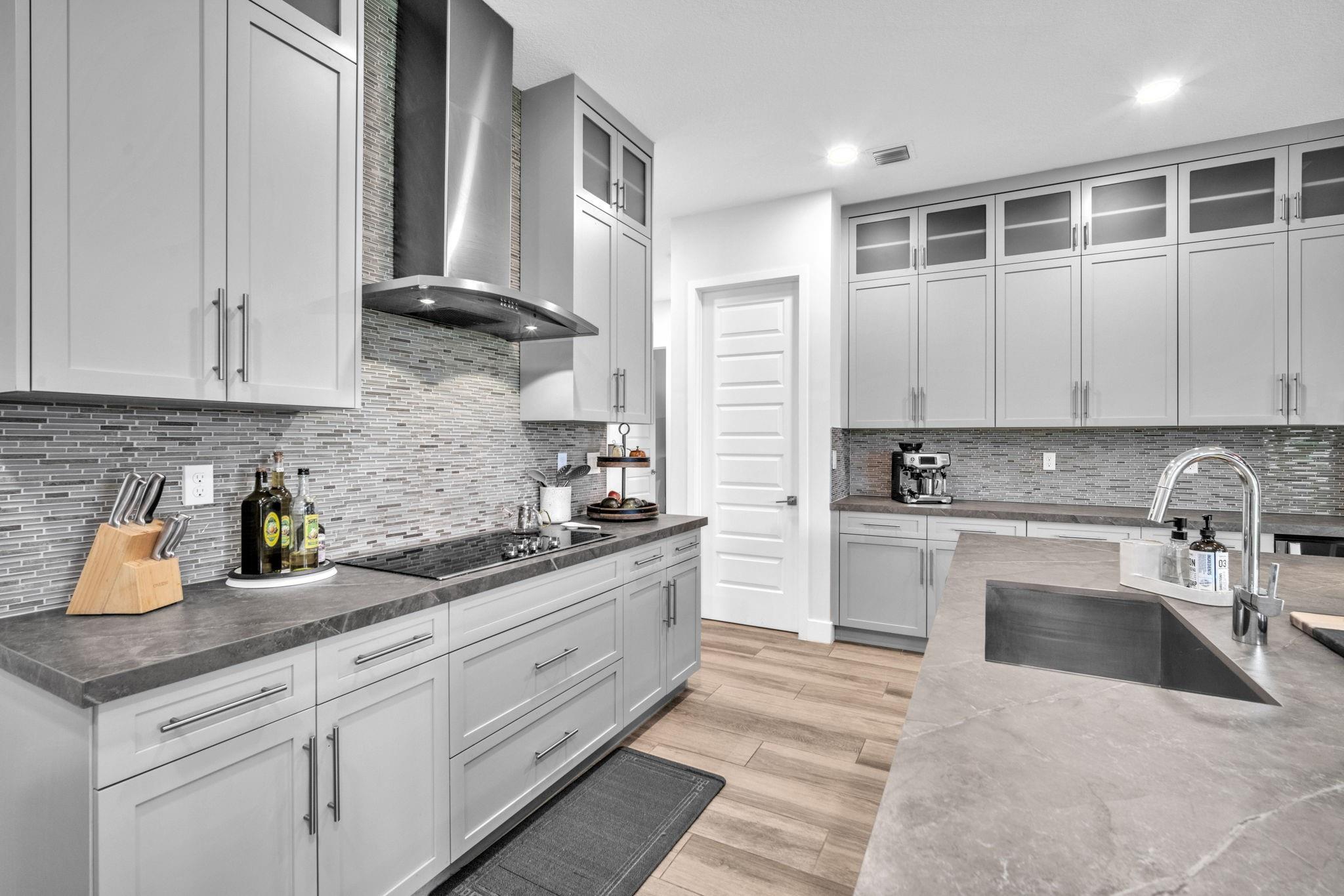 Sierra Estates 172-150 B - Residential