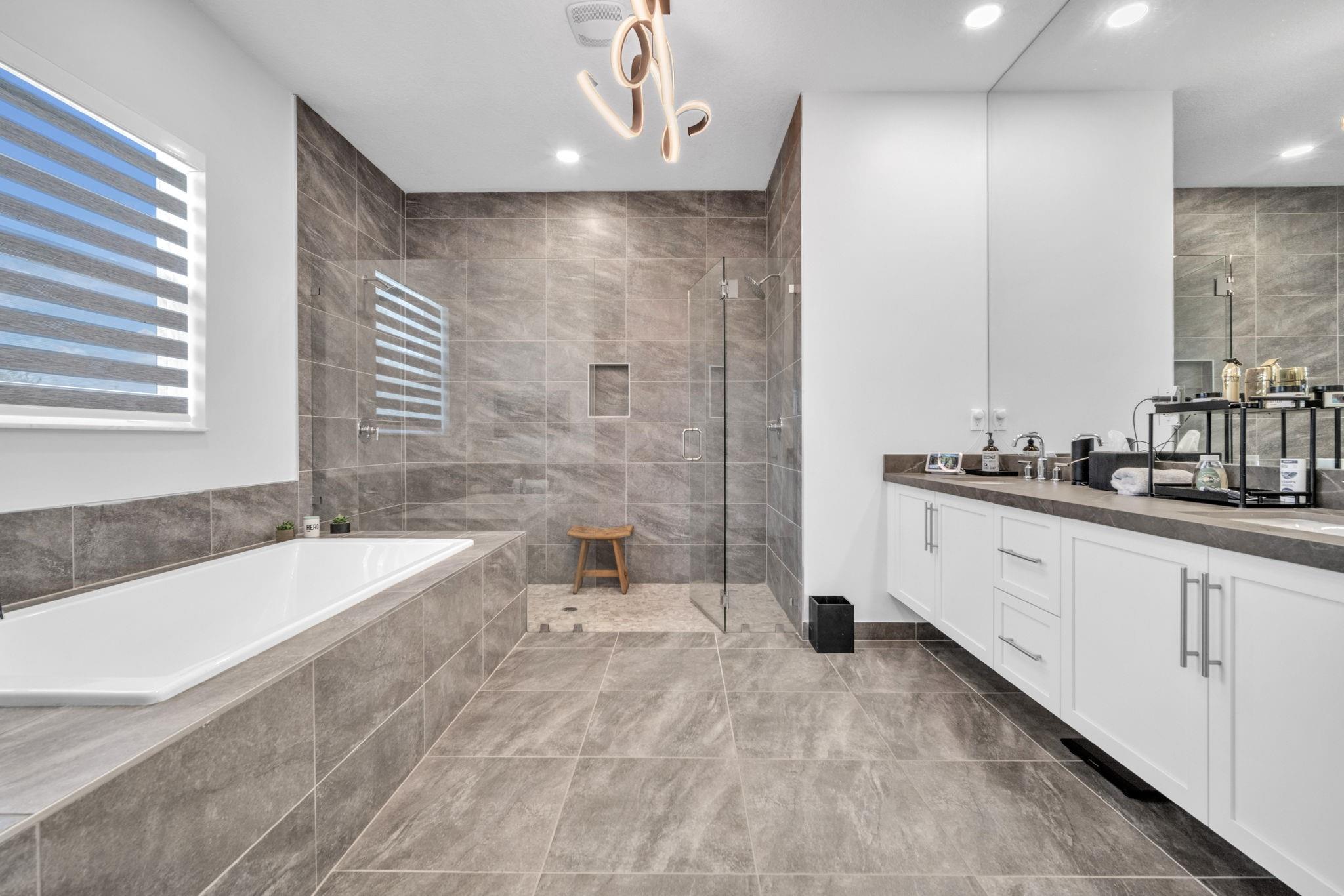 Sierra Estates 172-150 B - Residential