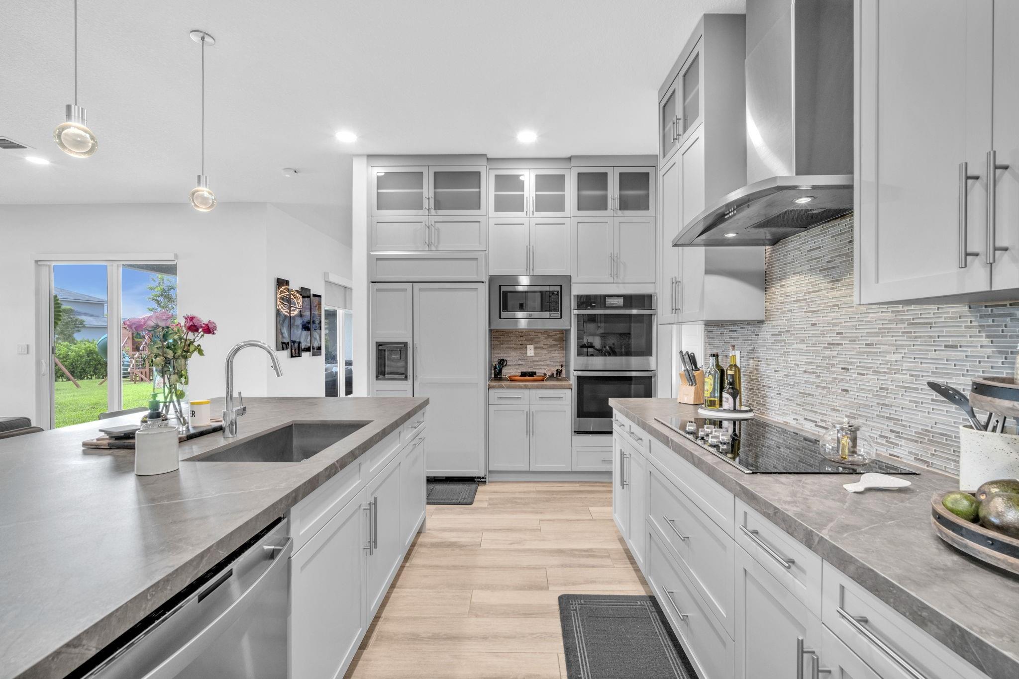 Sierra Estates 172-150 B - Residential