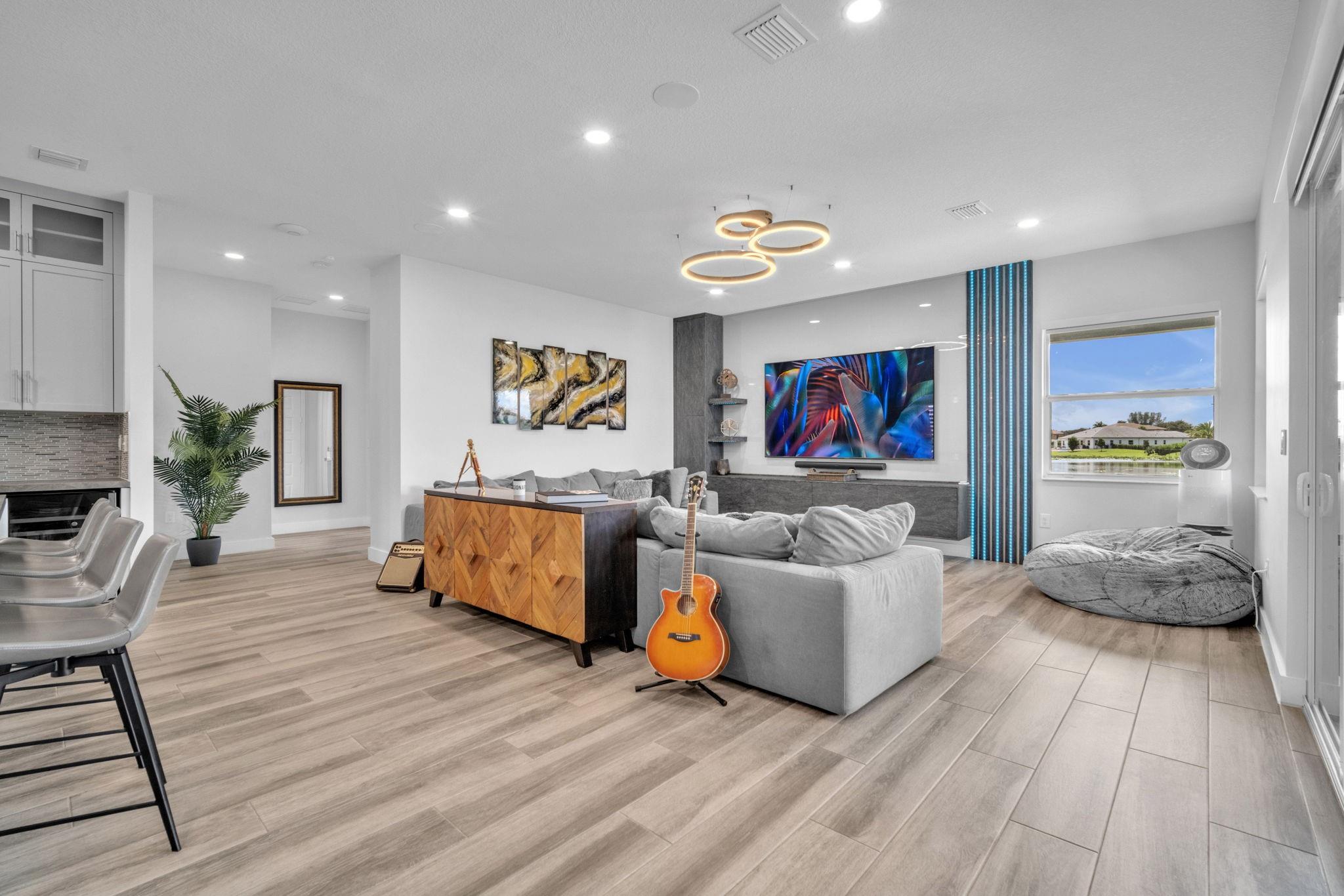 Sierra Estates 172-150 B - Residential