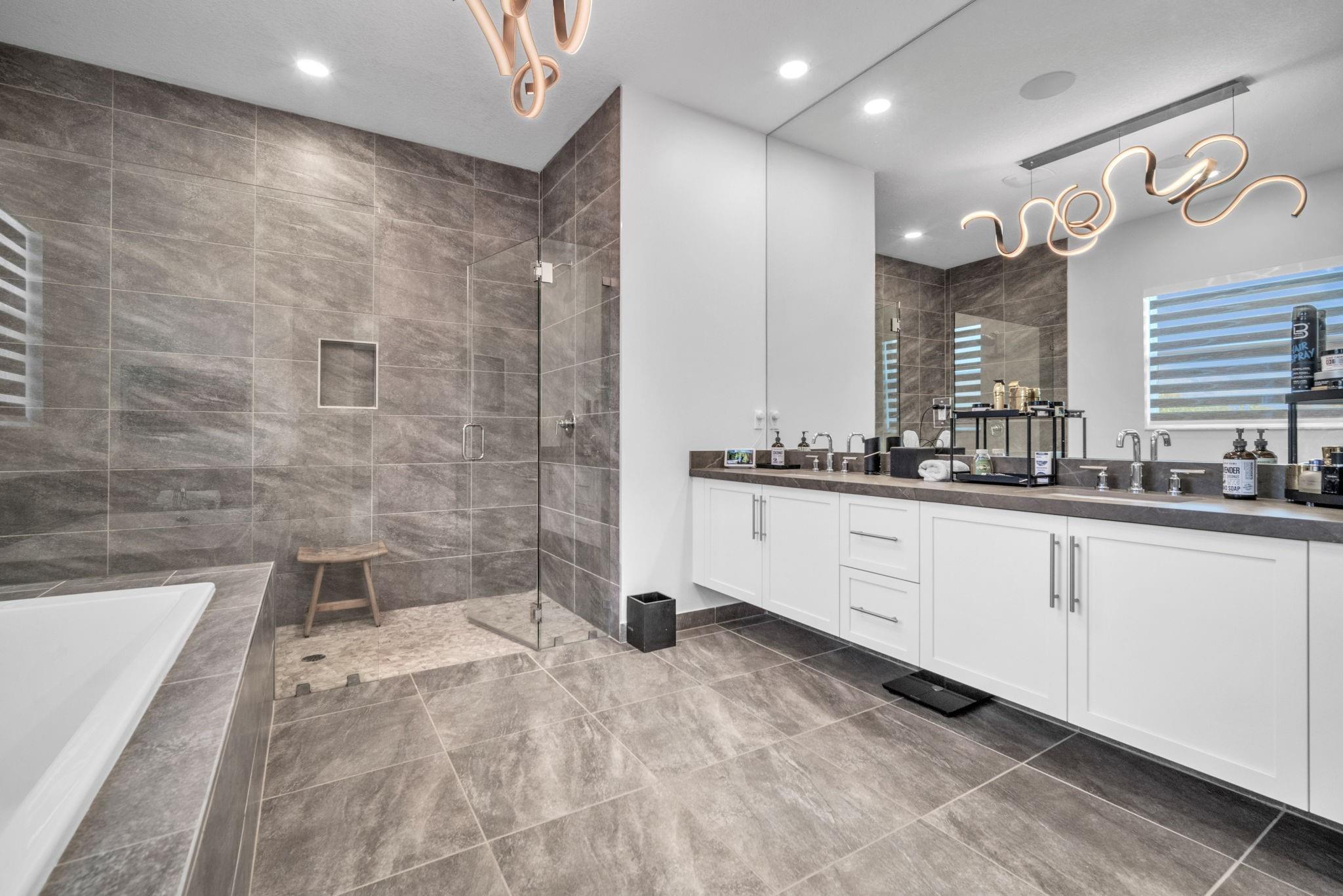 Sierra Estates 172-150 B - Residential