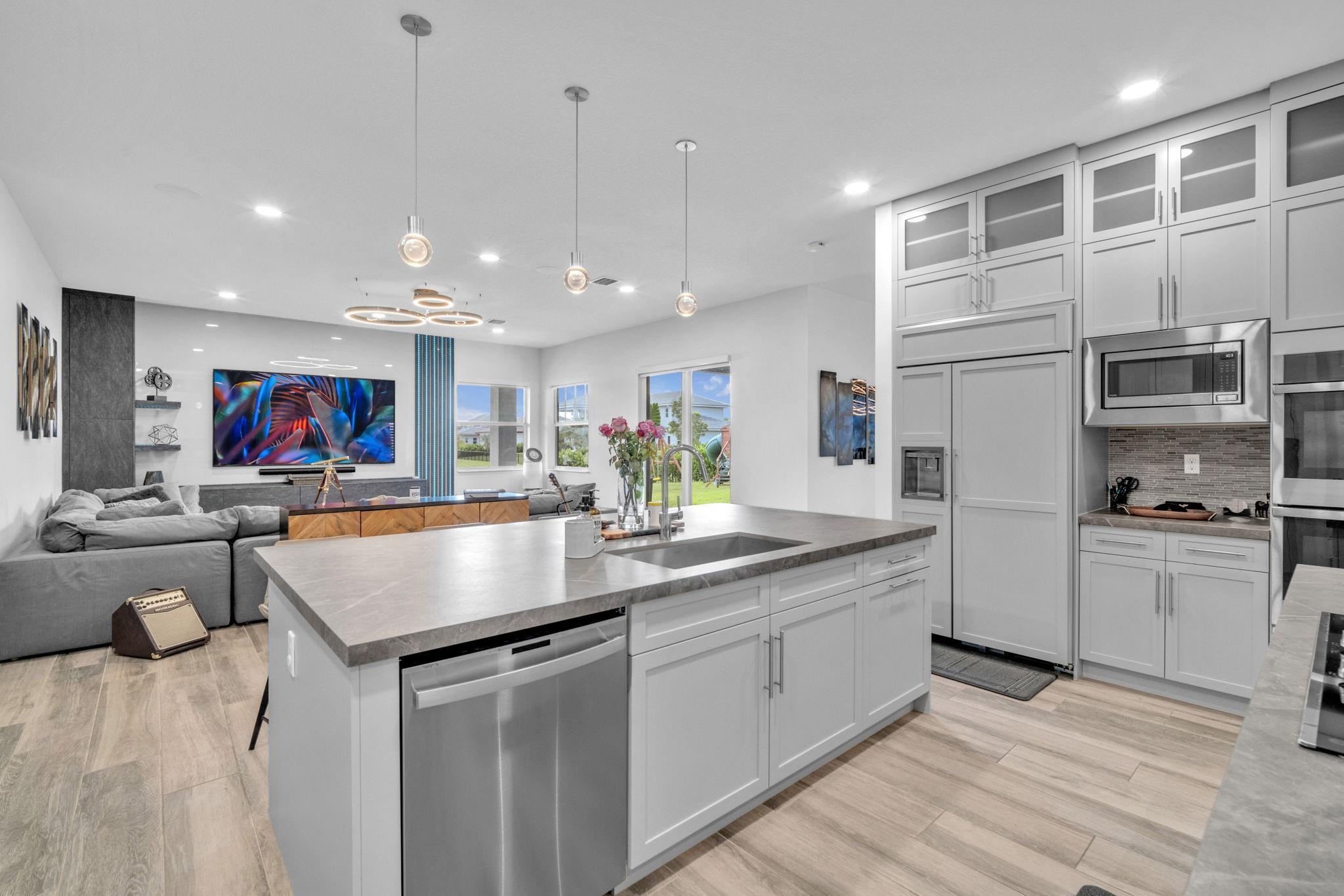 Sierra Estates 172-150 B - Residential