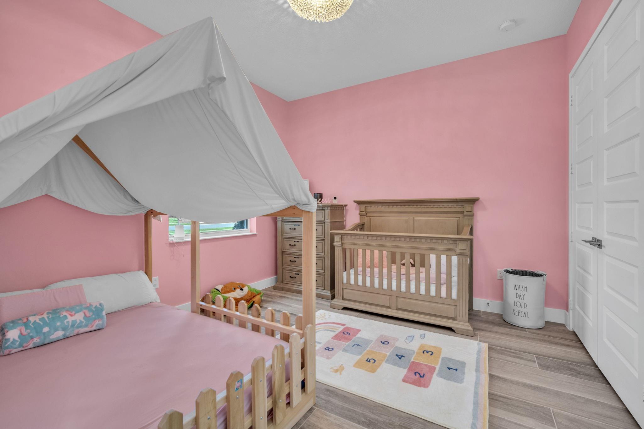 Sierra Estates 172-150 B - Residential