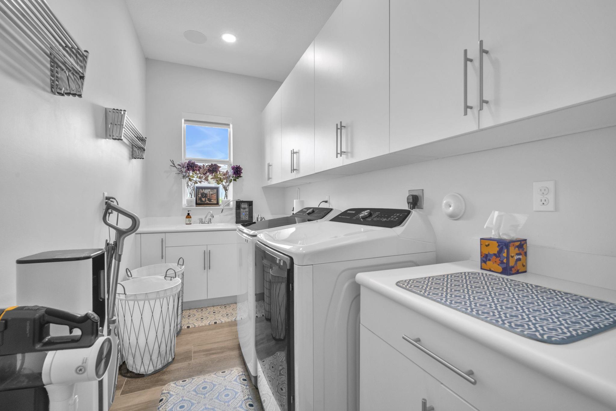 Sierra Estates 172-150 B - Residential