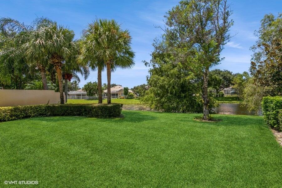 ISLES AT PALM BEACH GARDENS - Residential