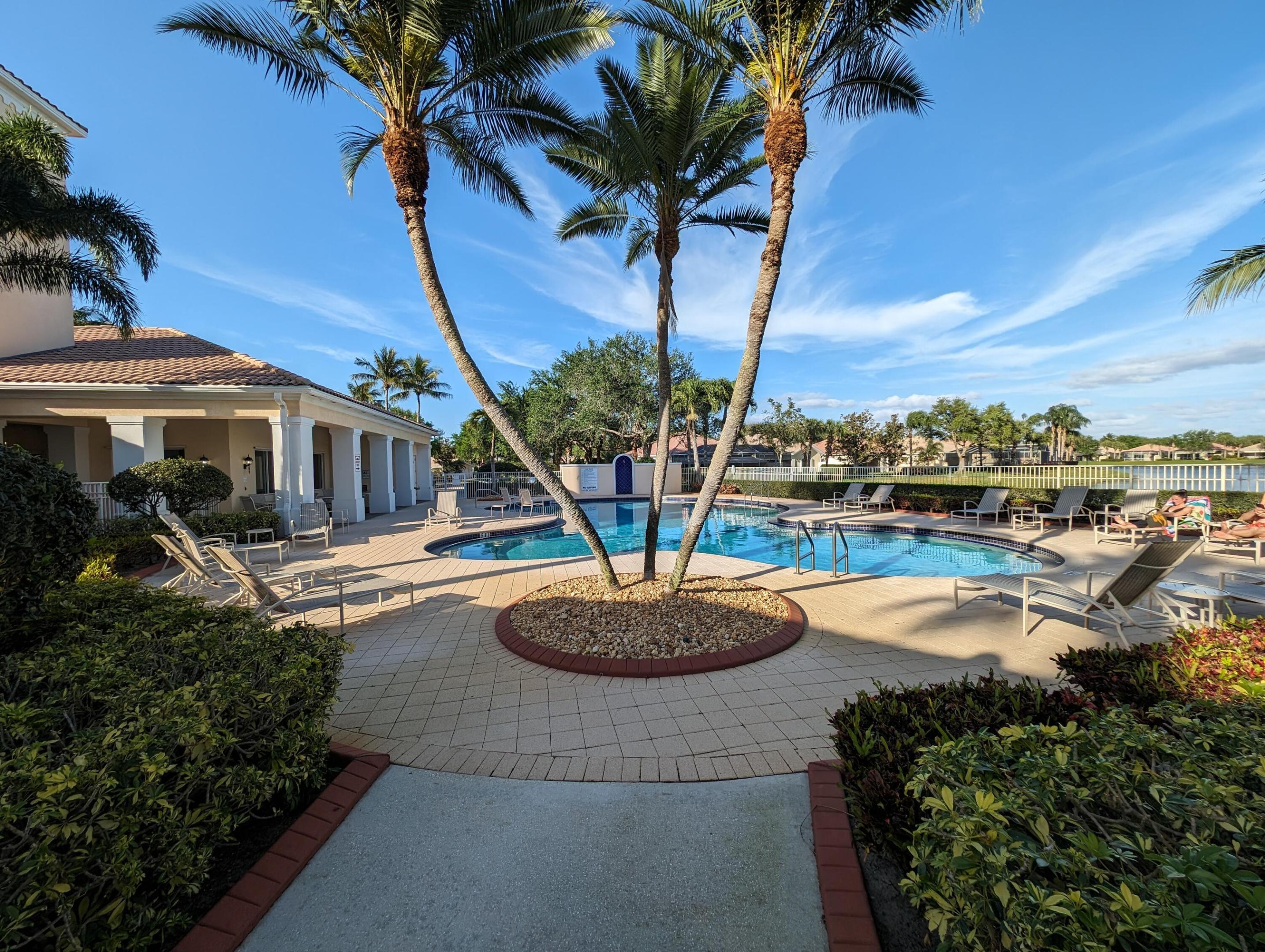 ISLES AT PALM BEACH GARDENS - Residential