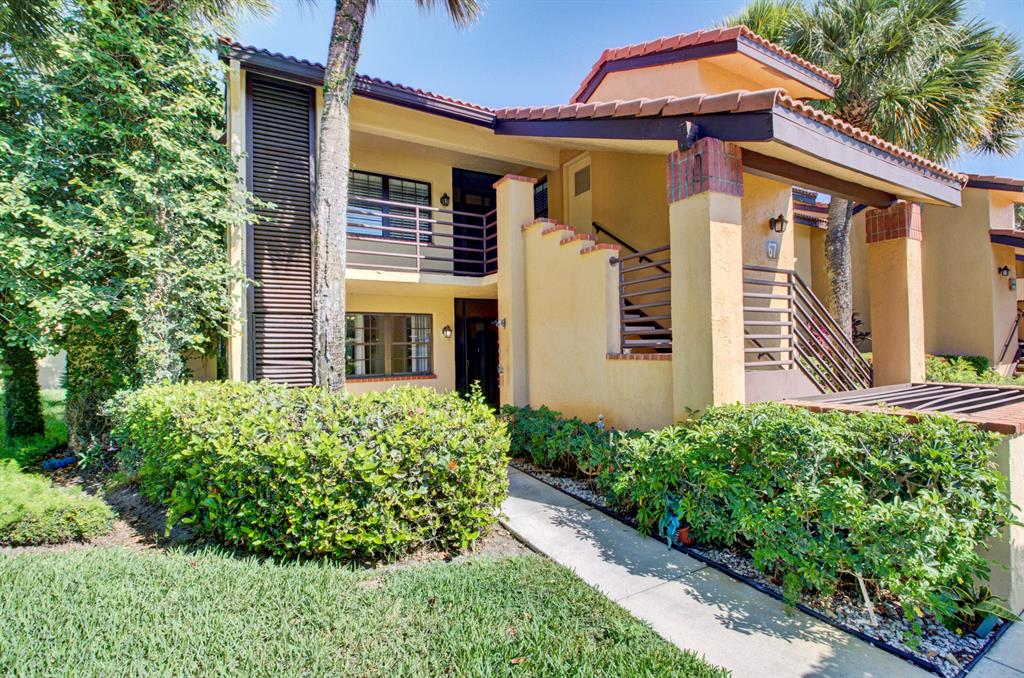 Photo of 11259 Aspen Glen Drive #101, Boynton Beach, FL 33437 (MLS # R10887095)
