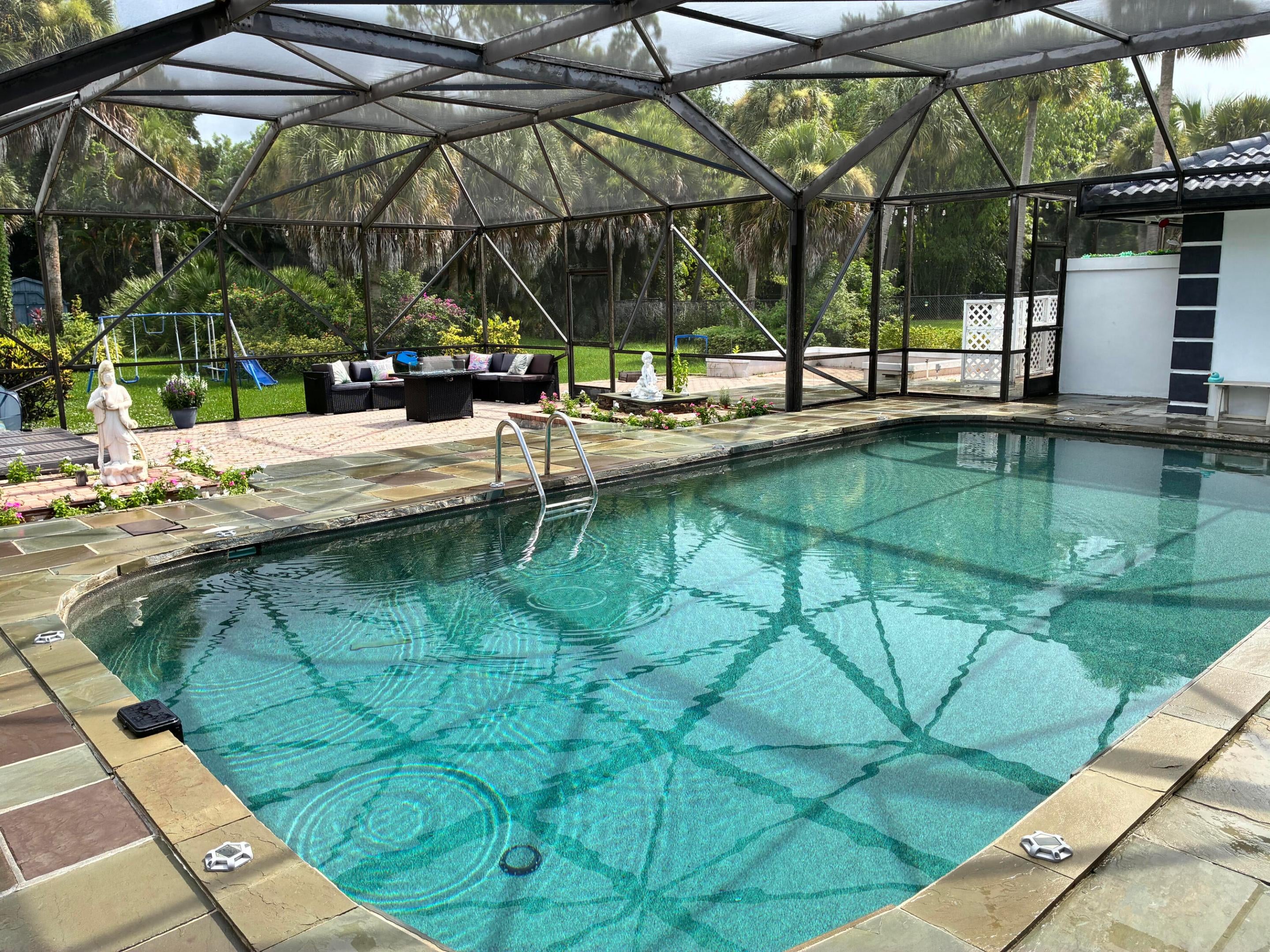 Properties 12231 Areaca Drive