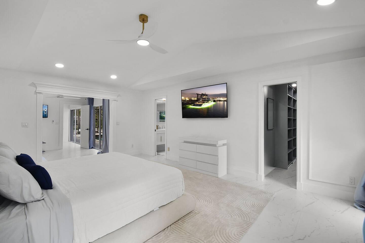 PINEWOOD EAST OF WELLINGTON - Residential Lease