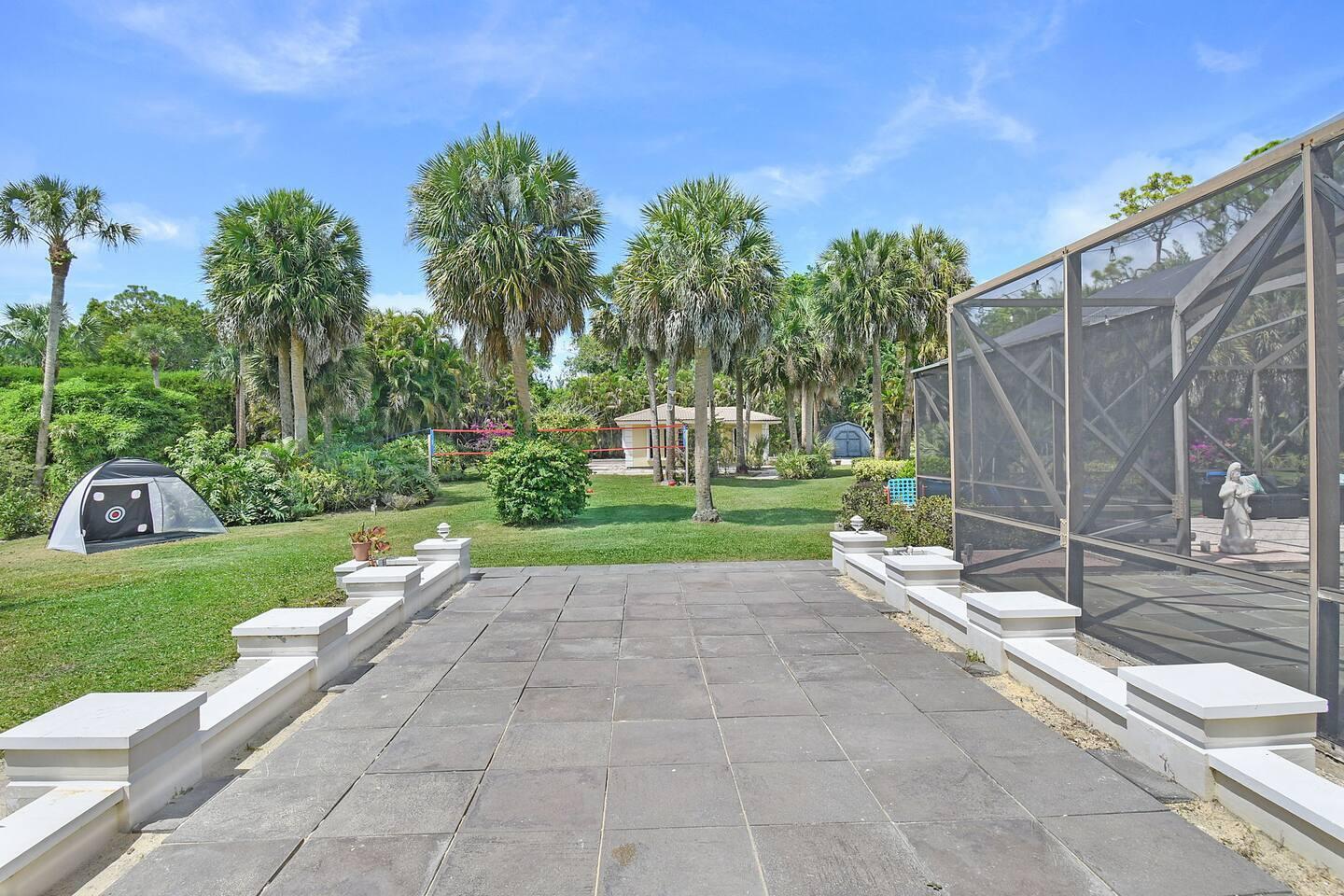PINEWOOD EAST OF WELLINGTON - Residential Lease