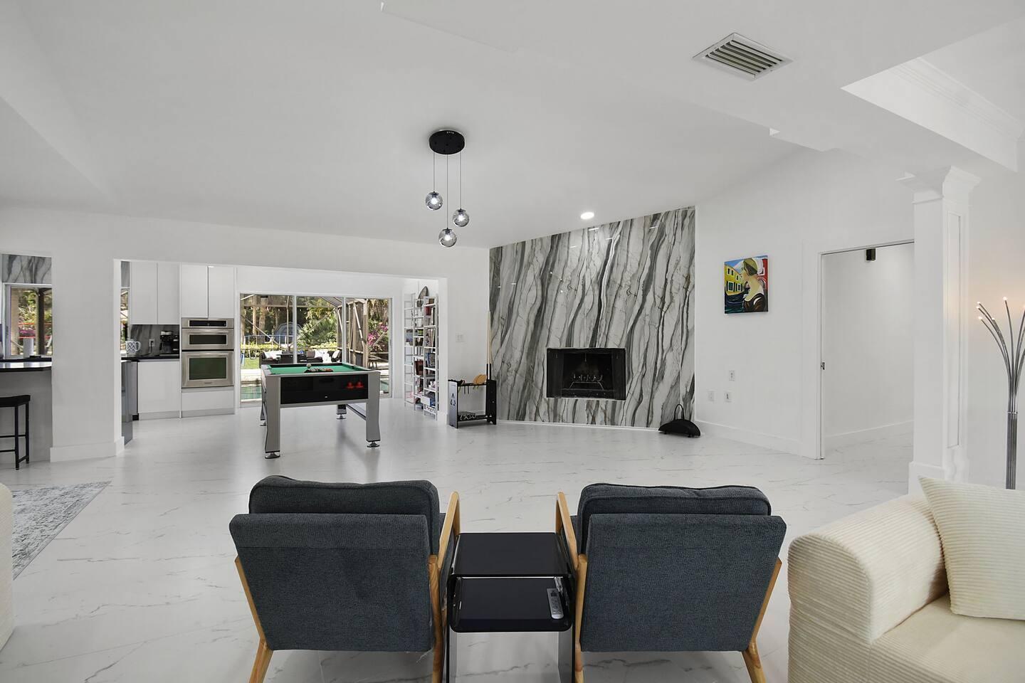 PINEWOOD EAST OF WELLINGTON - Residential Lease