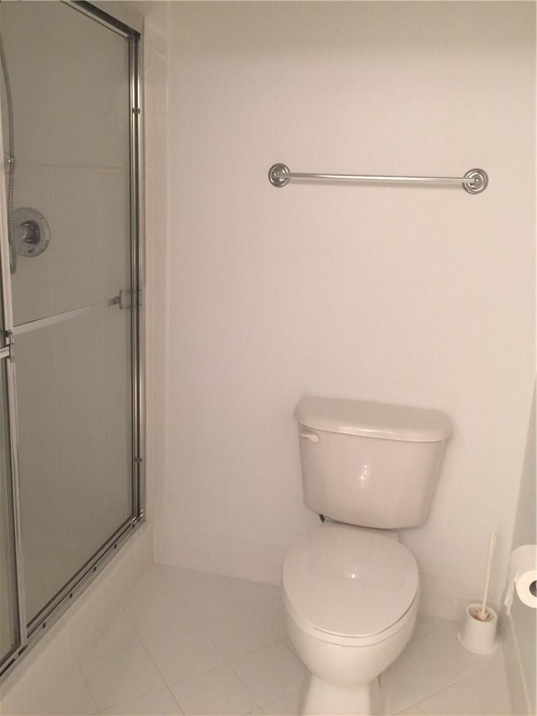 Yardley A Condo - Residential Lease