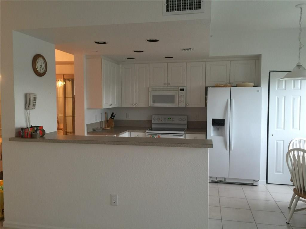 Yardley A Condo - Residential Lease