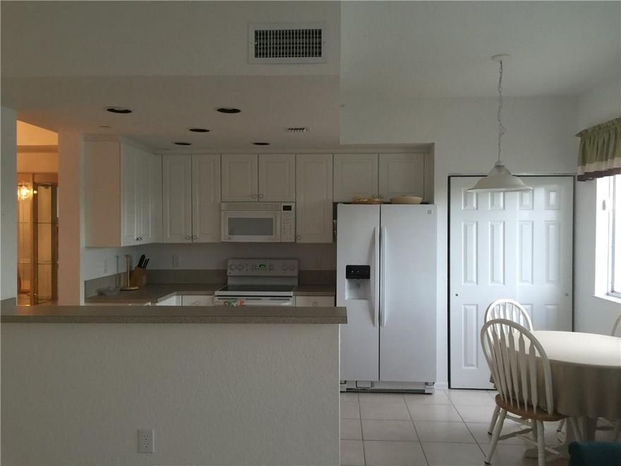 GORGEOUS SPACIOUS KINGS POINT CONDO IN IMMACULATE CONDITION NEWER APPLIANCES. ACCESS TO ALL THE COMMUNITY HAS TO OFFER IN THE CLUB, INCLUDING BUSES TO MALLS, PUBLIX, WALGREENS, ETC.. SHOWS GAME NIGHTS, COMMUNITY POOL, GYM,TENNIS. UNIT IS IN YARDLEY. VERY WELL MAINTAINED COMMUNITY.UNIT IS SEMI FURNISHED. FURNITURE CAN BE REMOVED IF NEEDED.RENT INCLUDES WATER AND BASIC CABLE AND HOUSE ALARM. A MUST SEE !!!