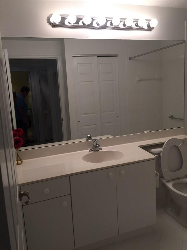 Yardley A Condo - Residential Lease