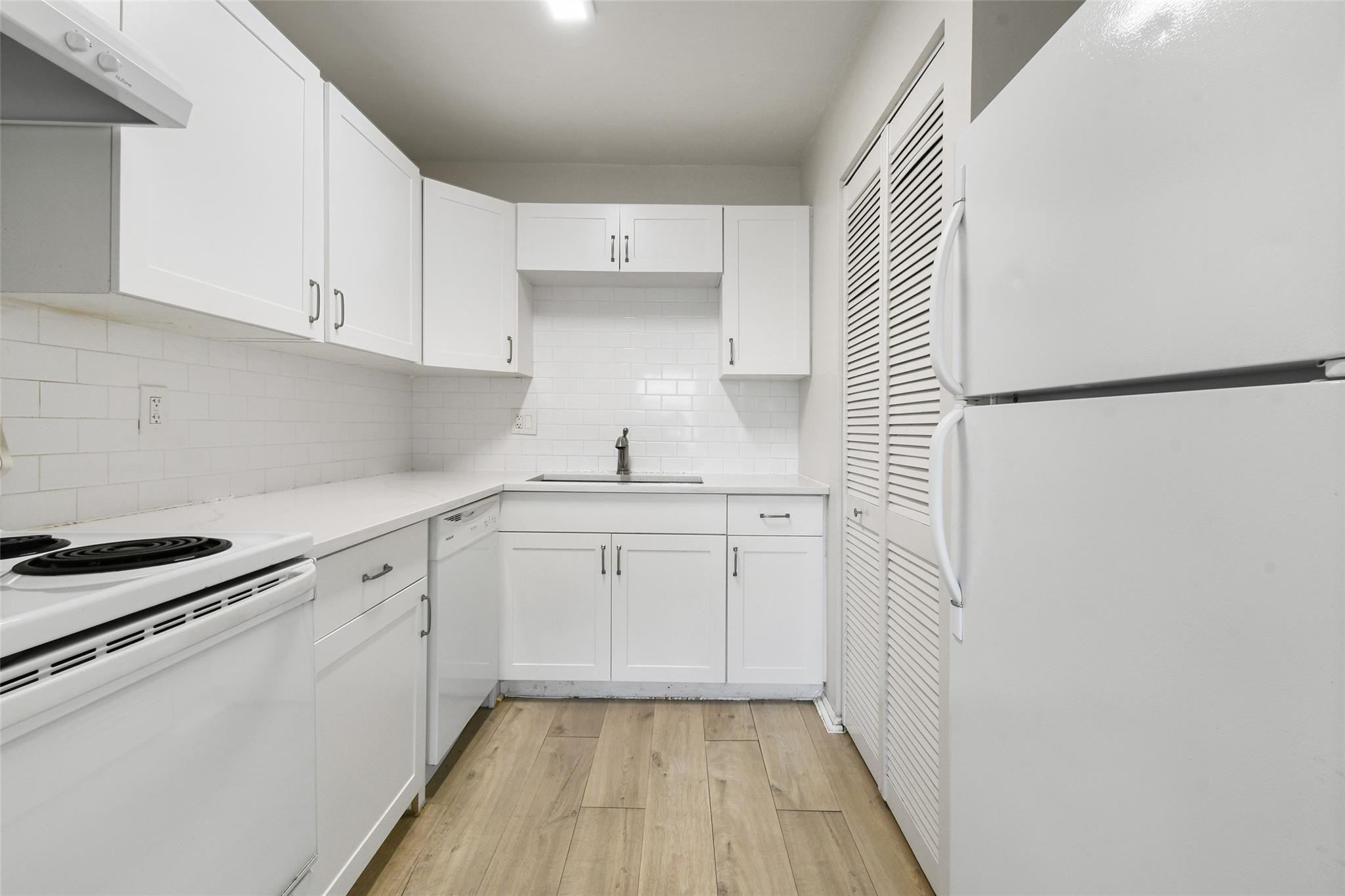 GARDENWAY CONDO - Residential