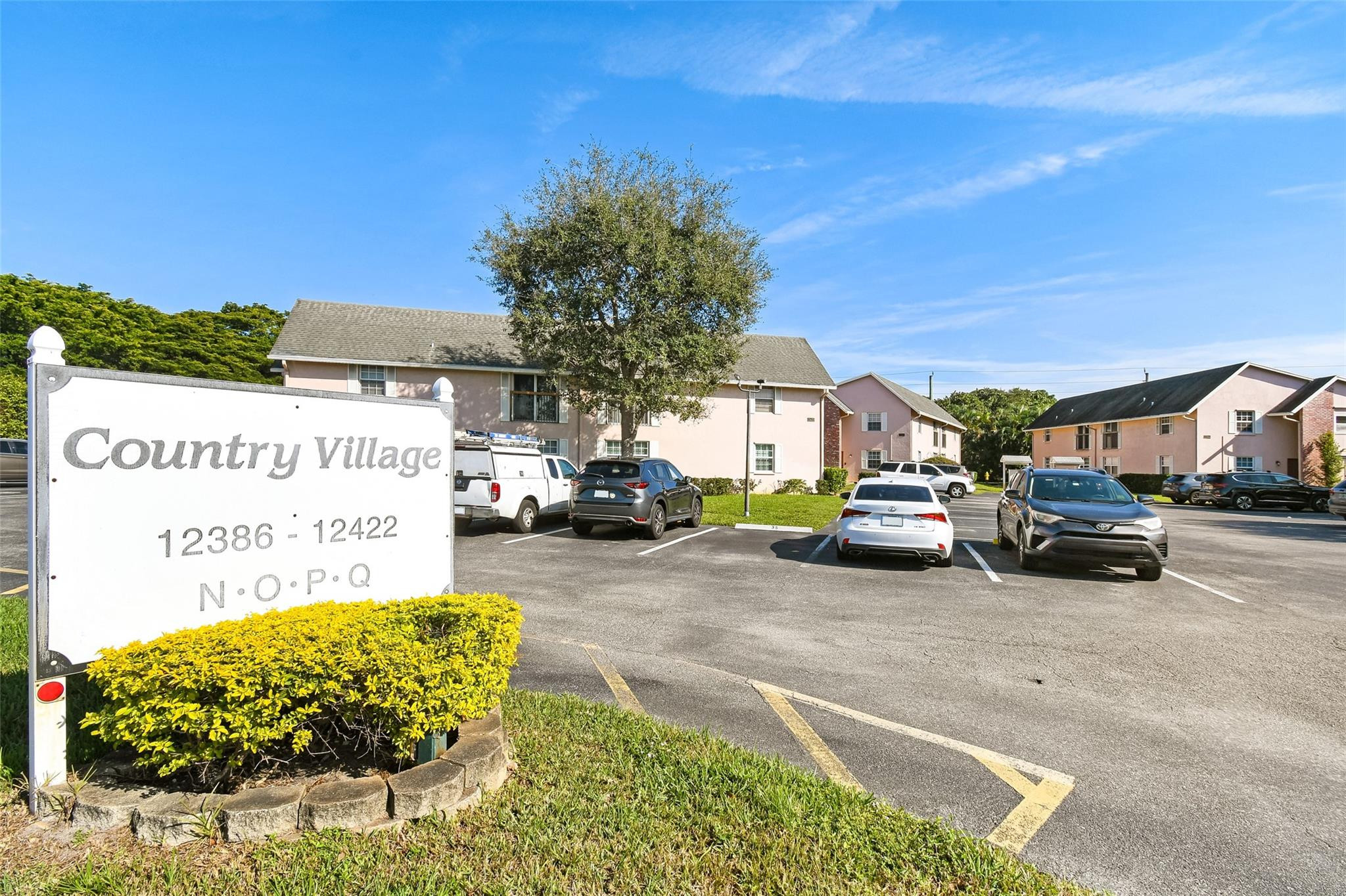 GARDENWAY CONDO - Residential