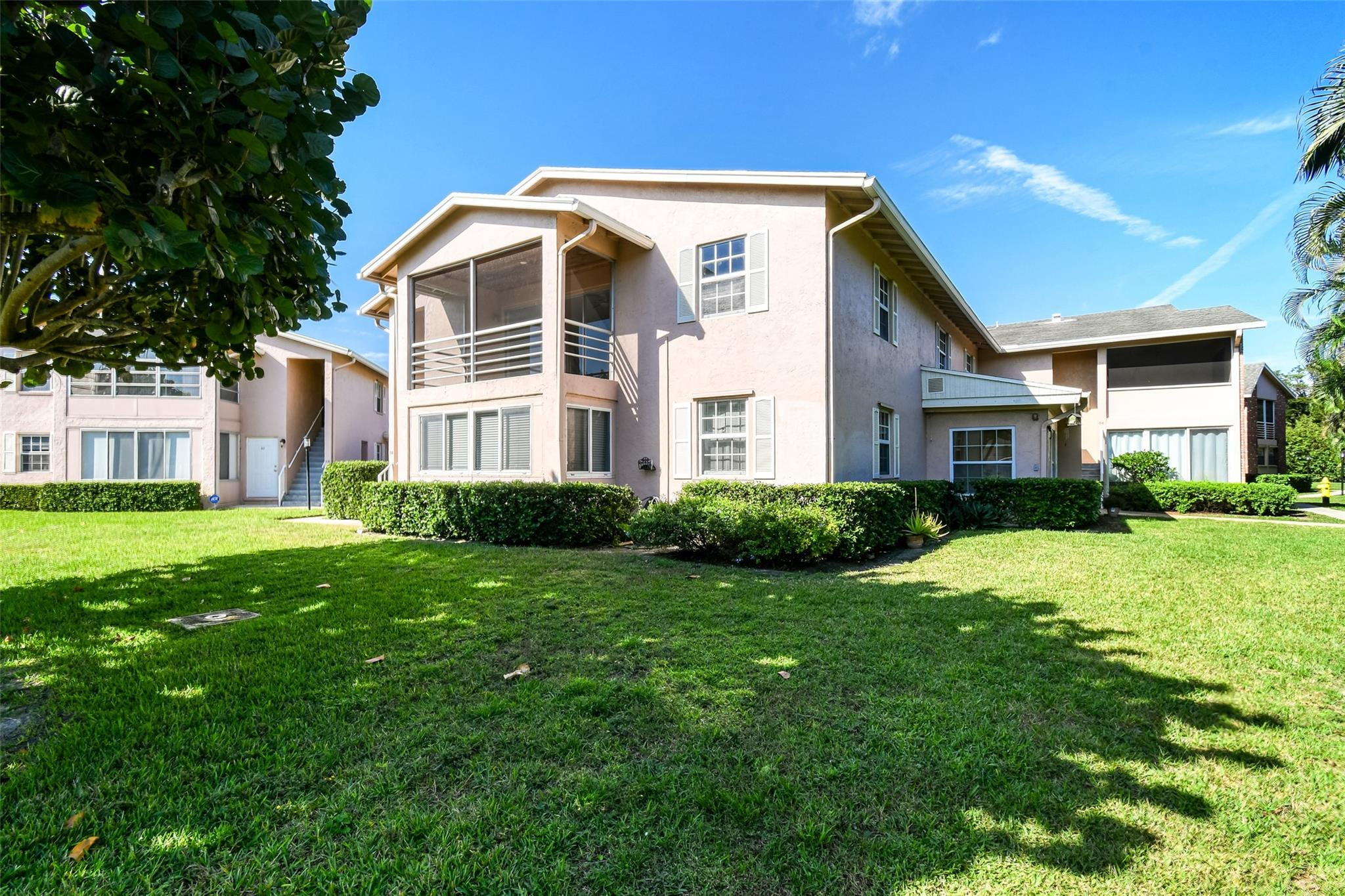 GARDENWAY CONDO - Residential