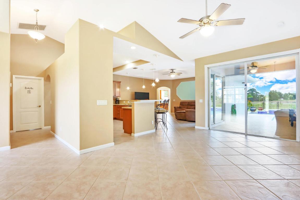 Saint James - Residential