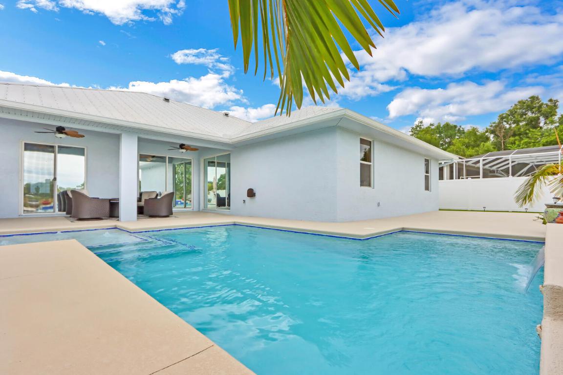 Saint James - Residential