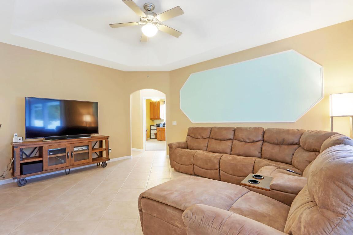 Saint James - Residential