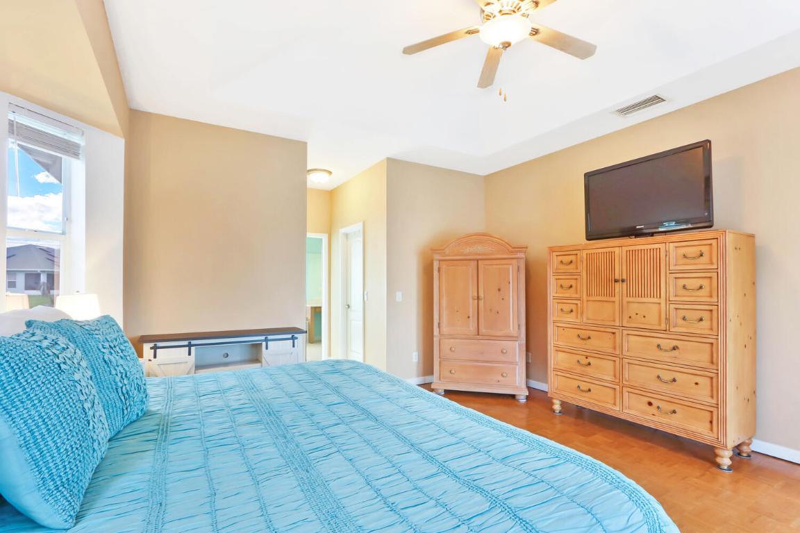 Saint James - Residential