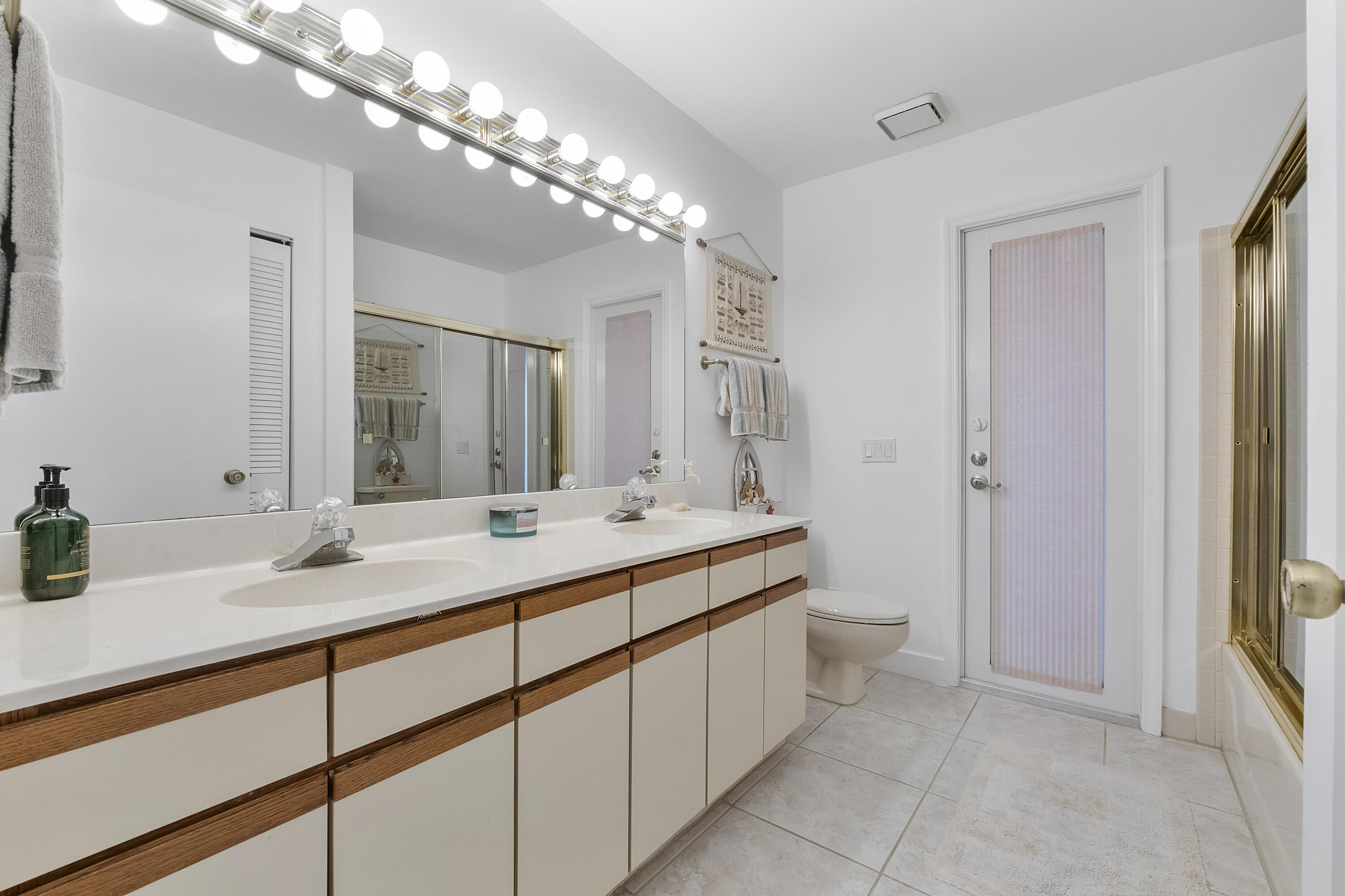CYPRESS GLEN - Residential