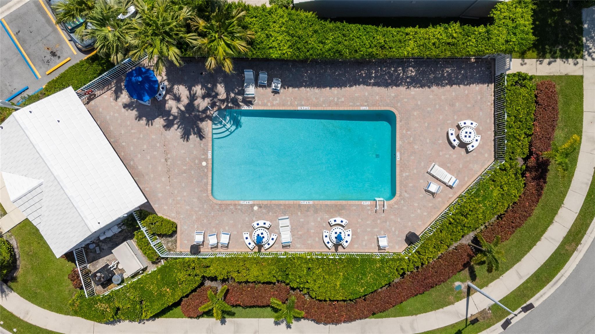 JACARANDA POINTE - Residential