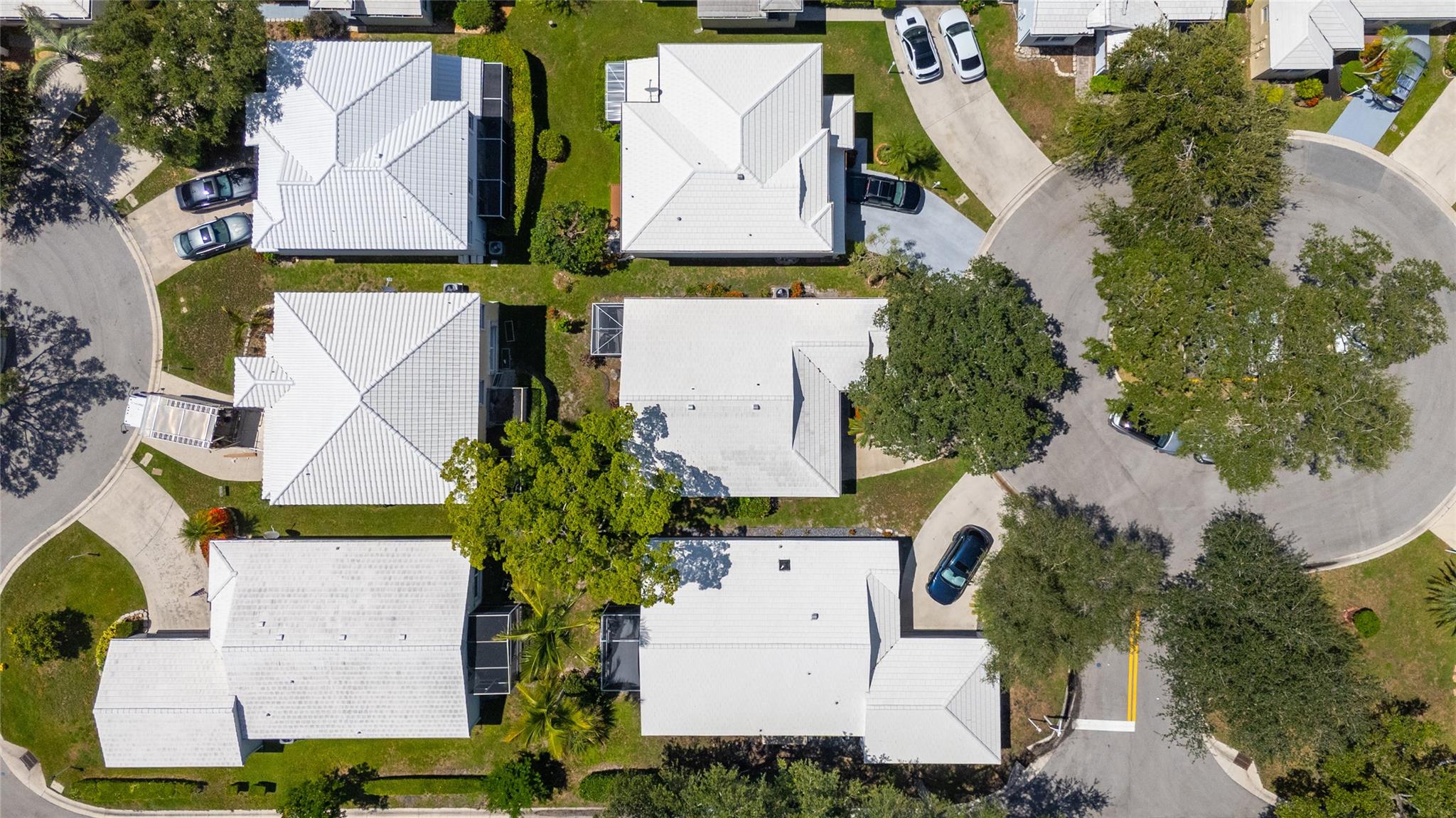 JACARANDA POINTE - Residential