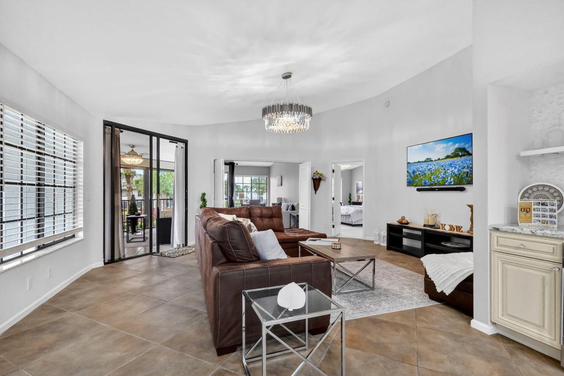 GLENEAGLES CONDO III - Residential