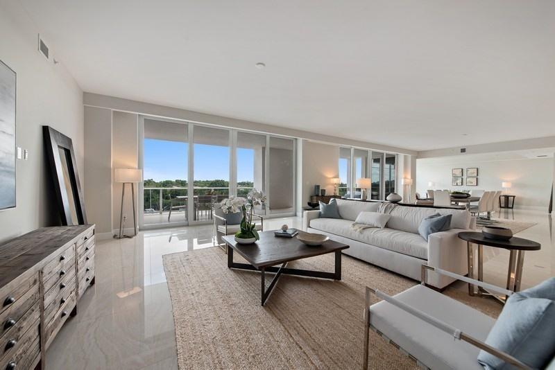 AZURE CONDO - Residential