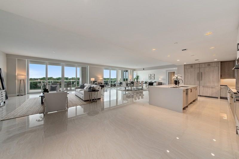 AZURE CONDO - Residential