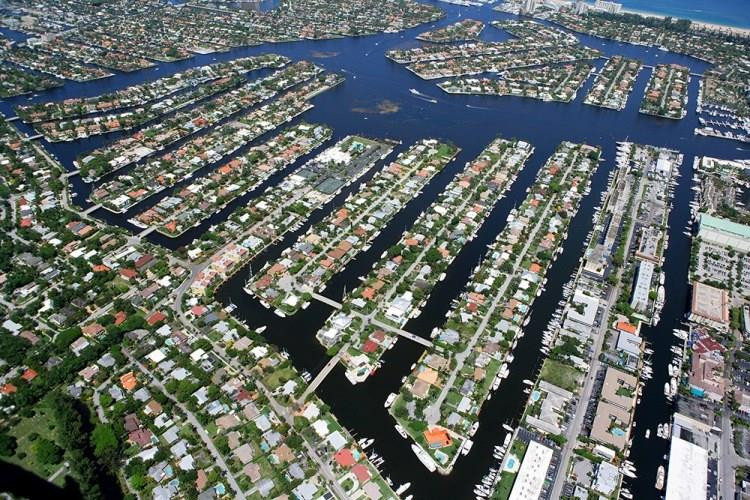 Rio Vista Isles - Residential