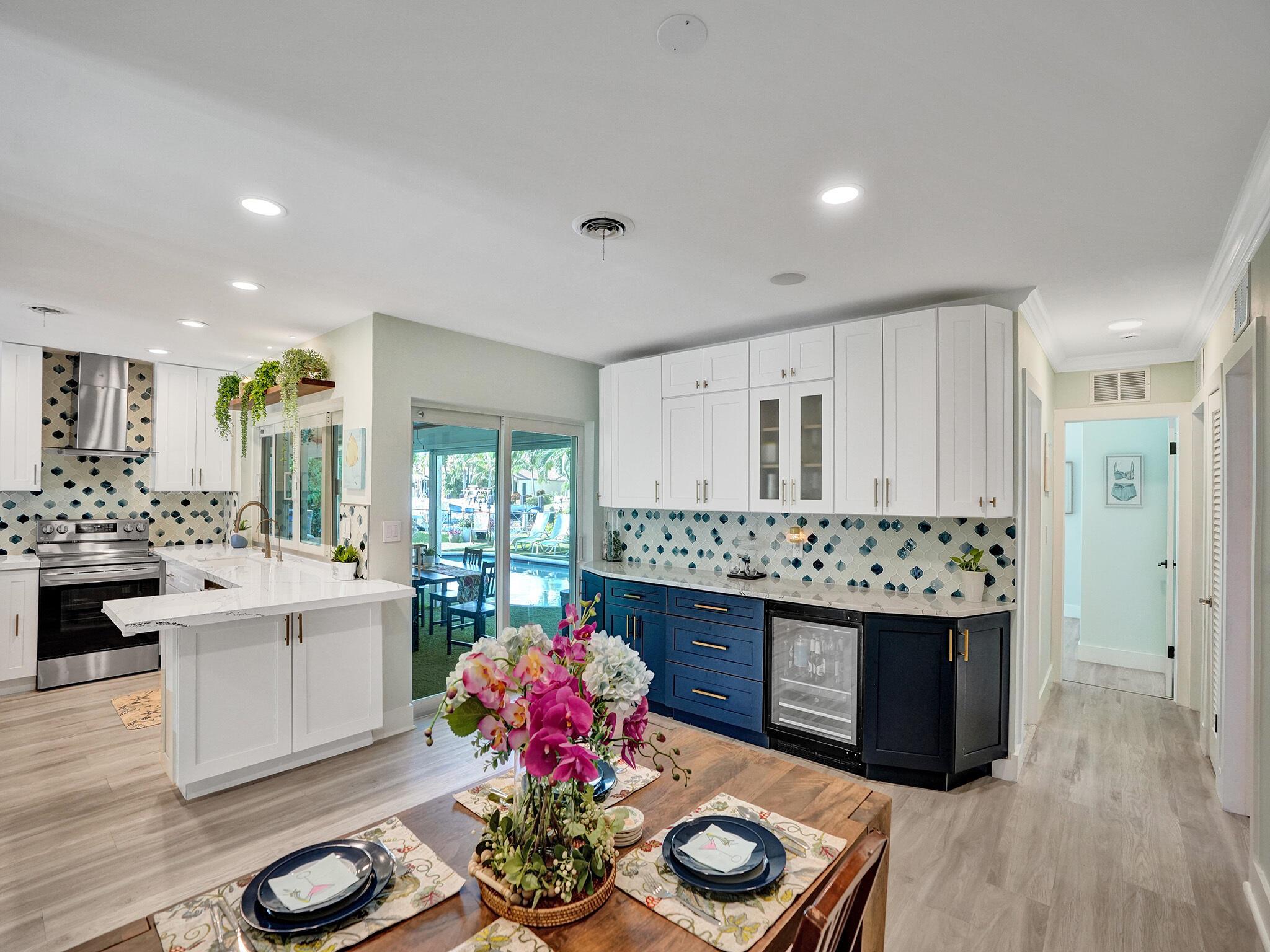 VENETIAN ISLES 1ST SEC - Residential