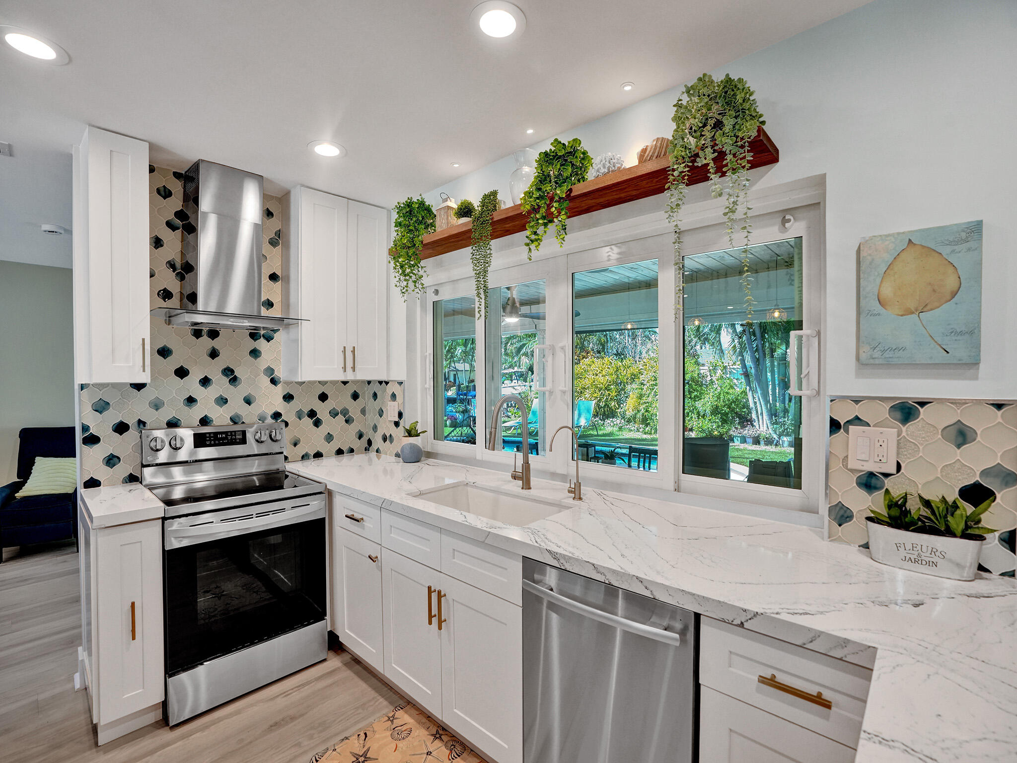 VENETIAN ISLES 1ST SEC - Residential