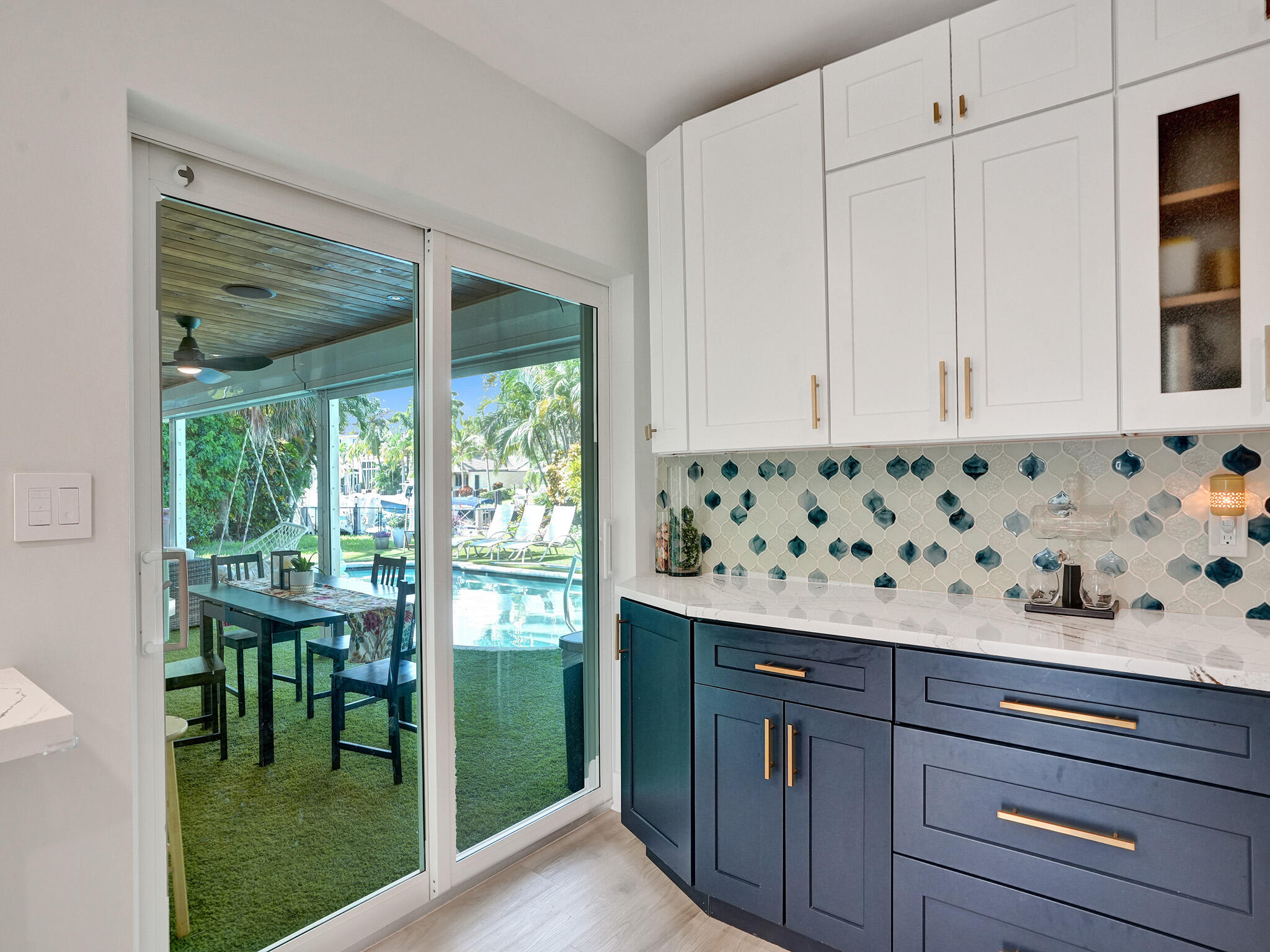 VENETIAN ISLES 1ST SEC - Residential