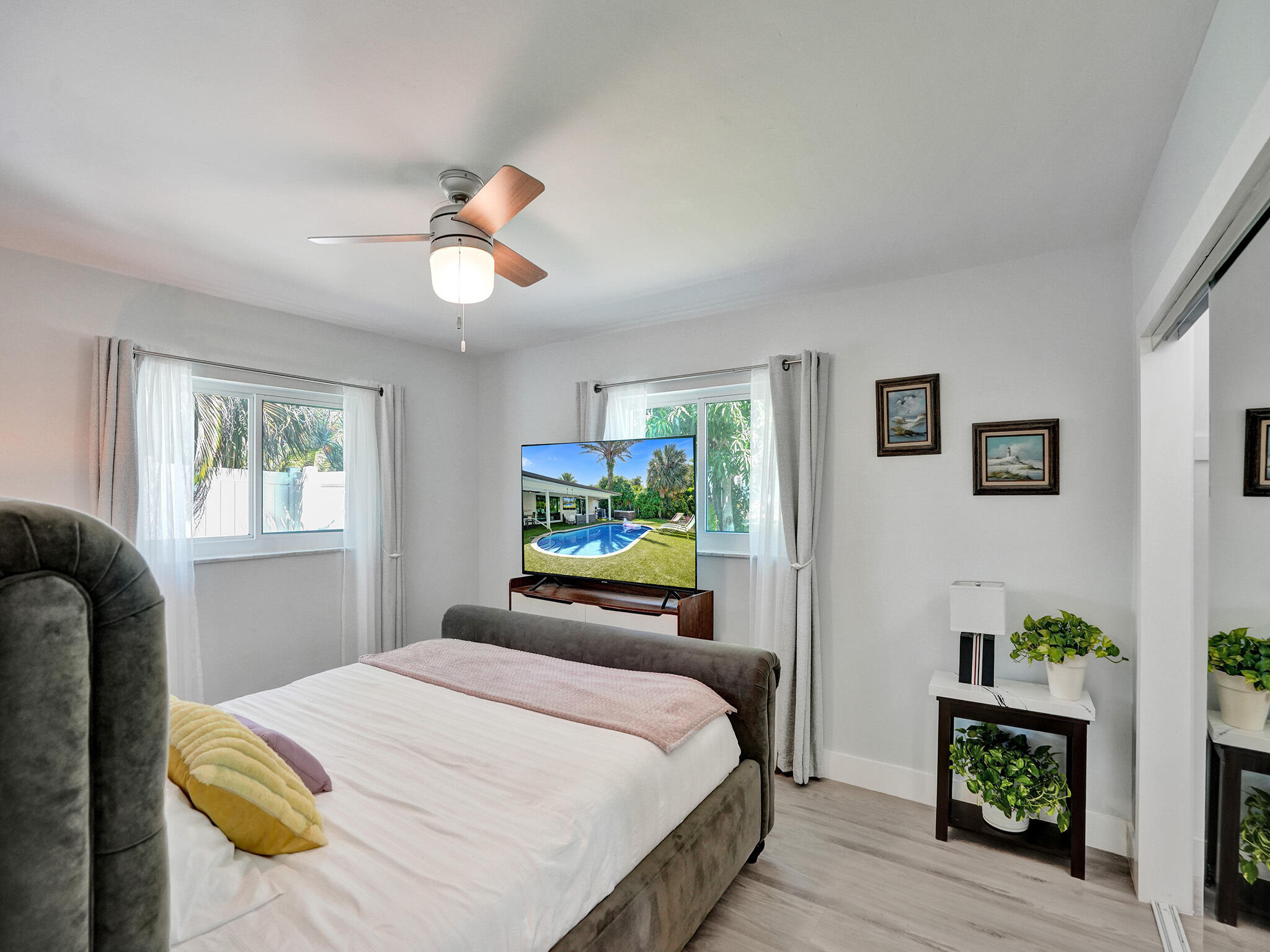 VENETIAN ISLES 1ST SEC - Residential