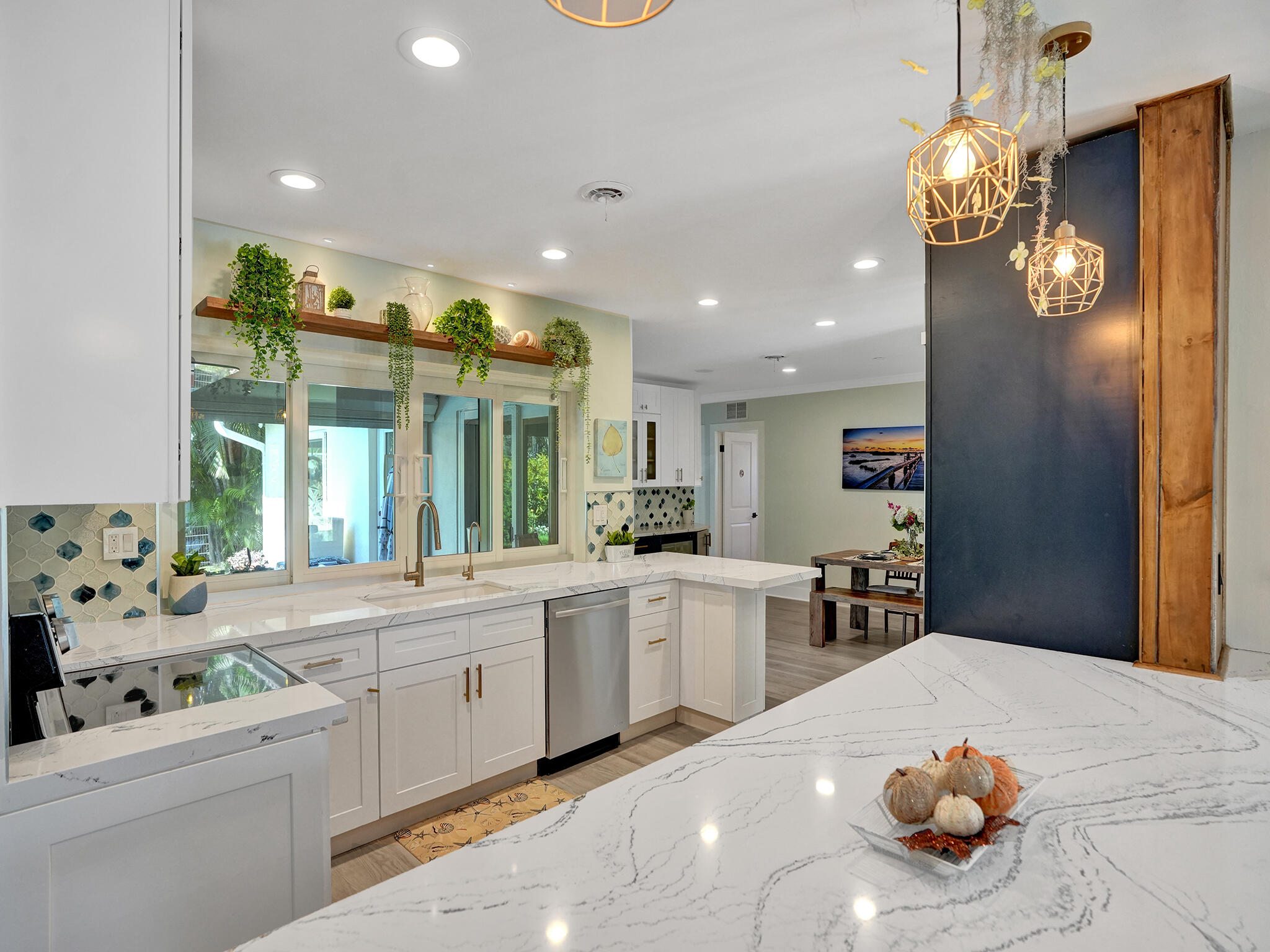 VENETIAN ISLES 1ST SEC - Residential