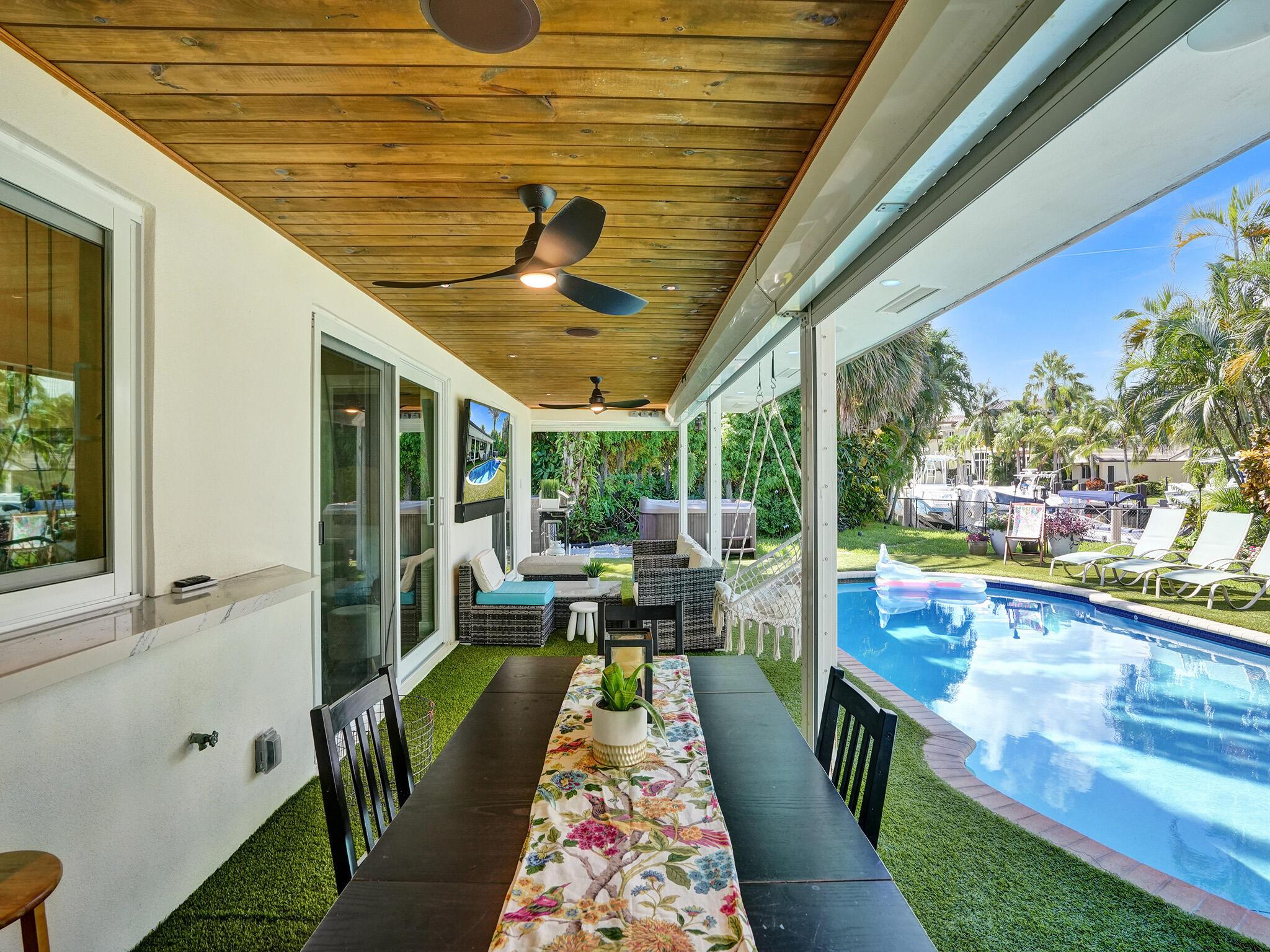 VENETIAN ISLES 1ST SEC - Residential