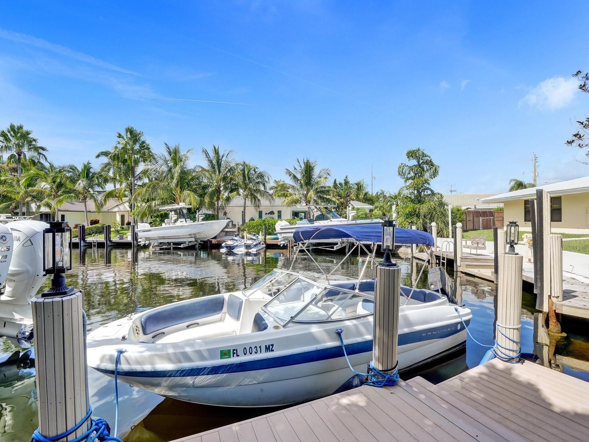 VENETIAN ISLES 1ST SEC - Residential