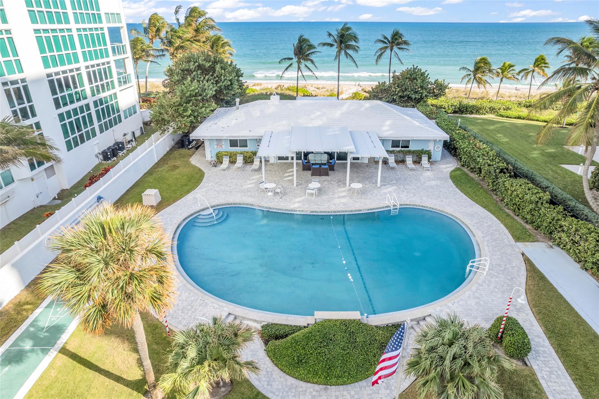 Palm Club Co-Op - Residential