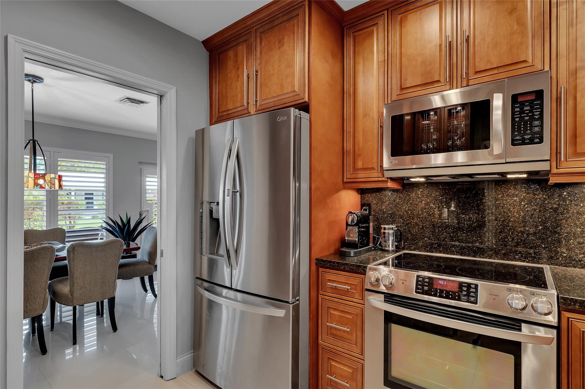 Palm Club Co-Op - Residential